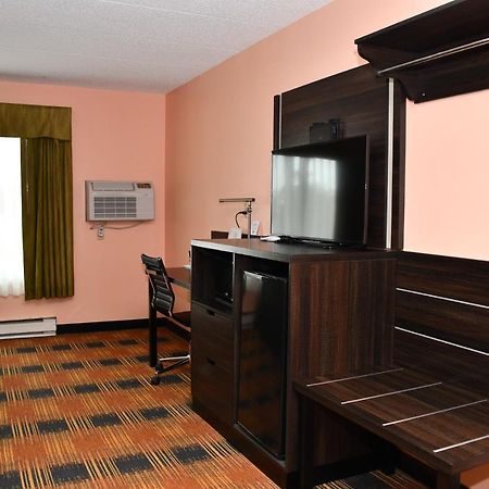 Regency Inn & Suites Faribault Exterior foto